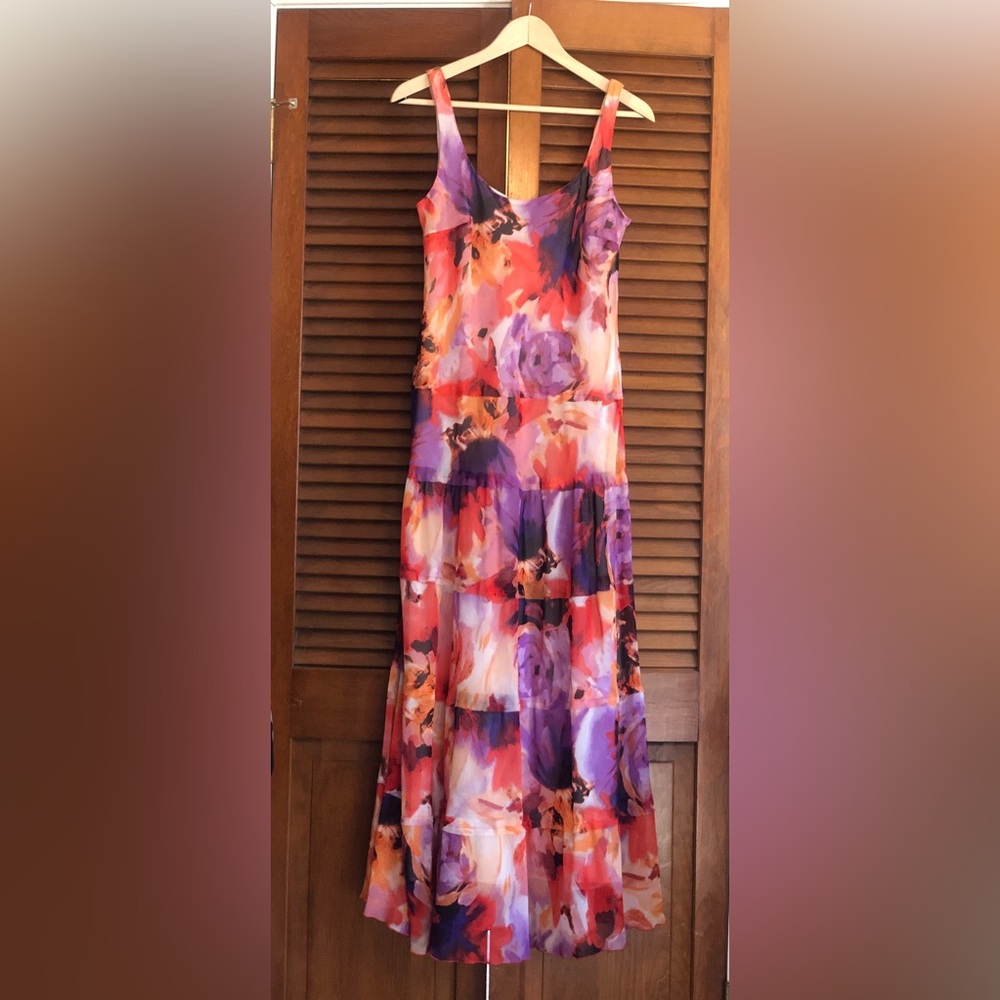 Beautiful Nine West maxi dress size 14 perfect for Barbie movie